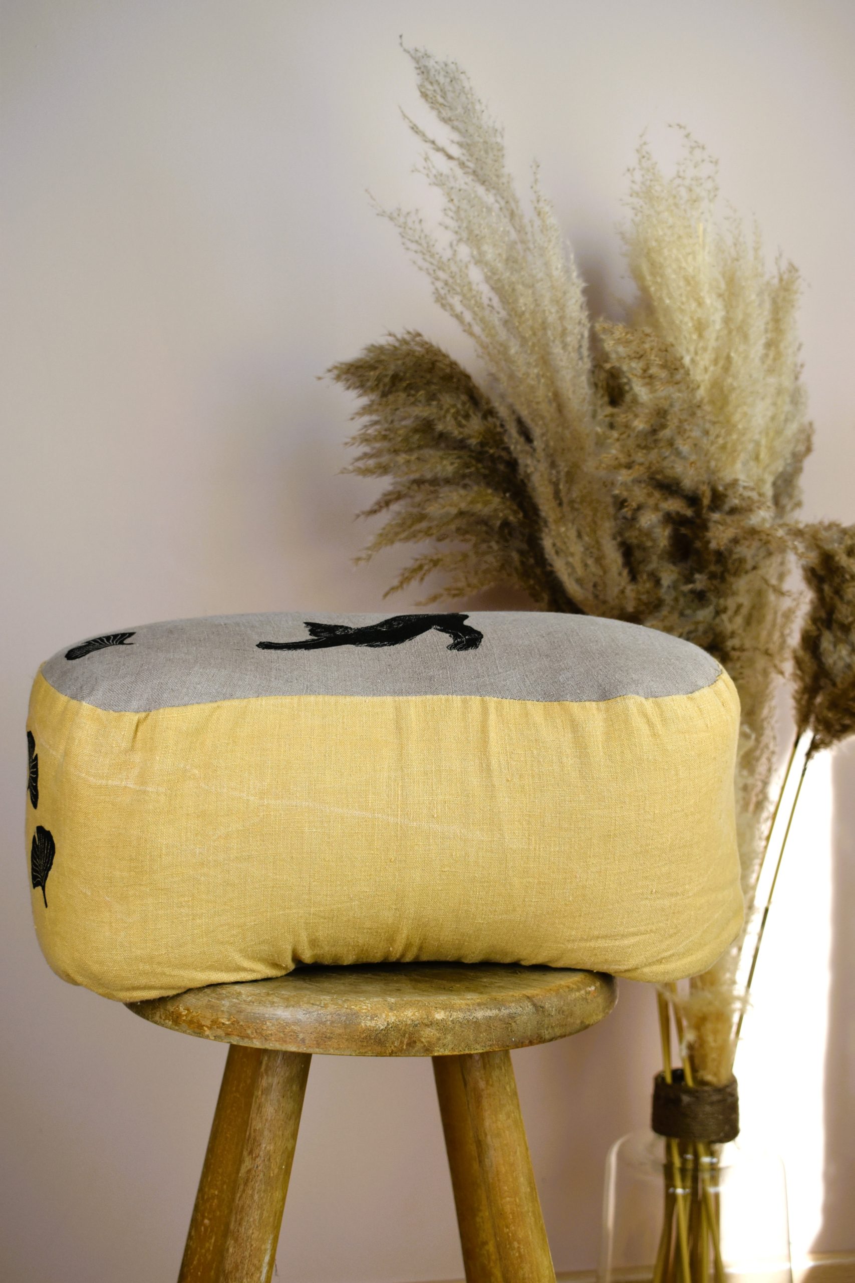 Demi lune coussin écologique yoga méditation relaxation confort